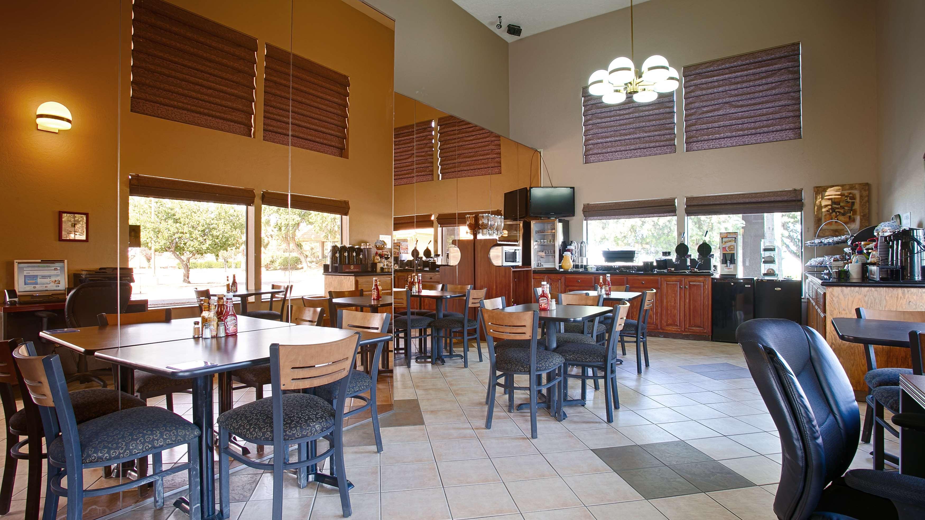 Best Western Apricot Inn Chaney Ranch Eksteriør bilde