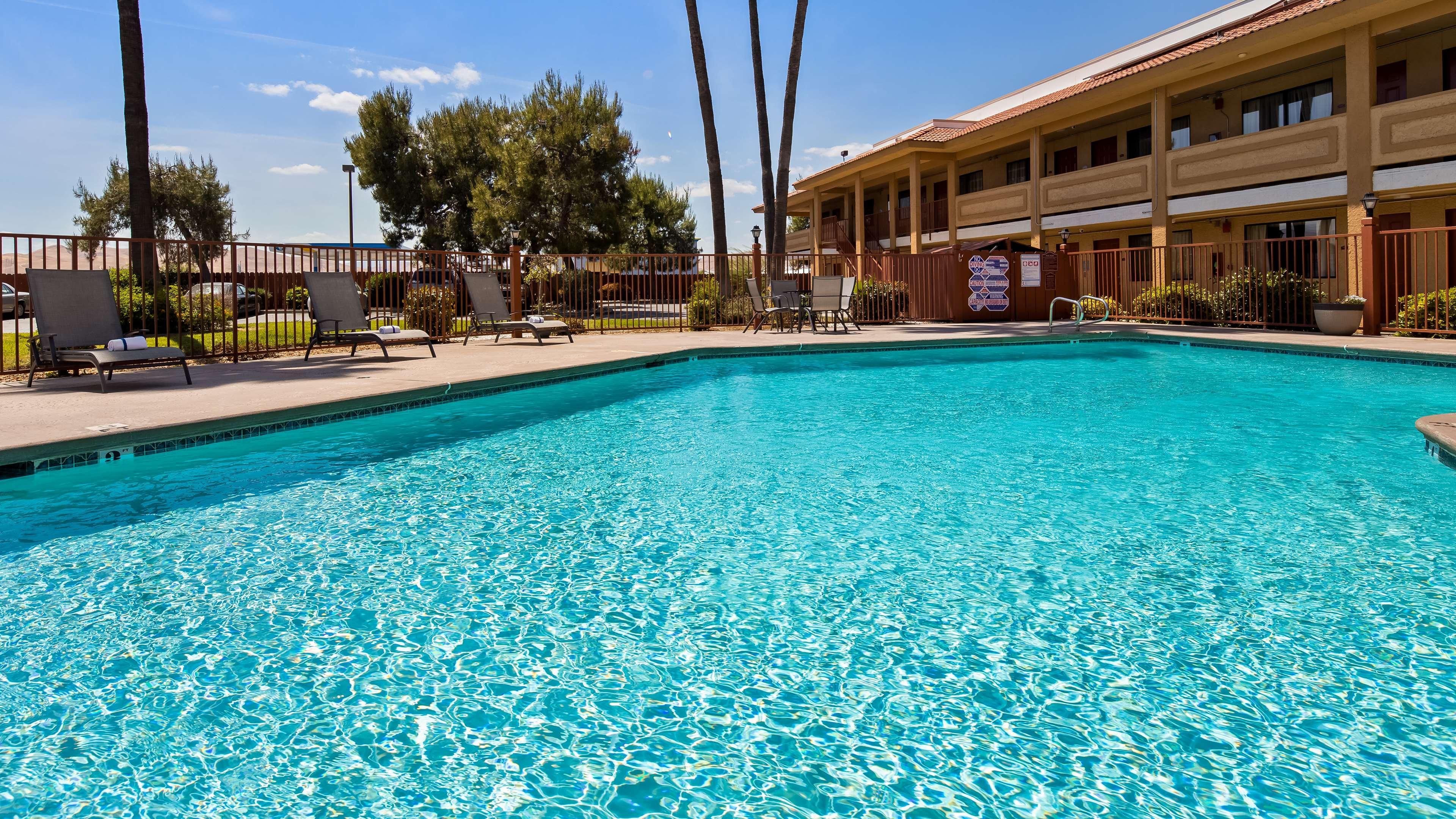 Best Western Apricot Inn Chaney Ranch Eksteriør bilde